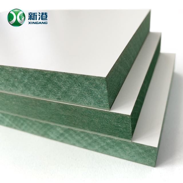 Stratifié HPL Épaisseur 18mm 1220x2440x18mm Haute résistance à l'humidité Vert /HMR Vert